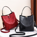 Bolsa feminina Transversal Couro Tote Media Espaçosa Casual Vintage Elegante[A9839]