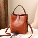 Bolsa feminina Transversal Couro Tote Media Espaçosa Casual Vintage Elegante[A9839]