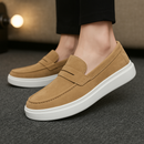 Mocassim Masculino Sola Alta Loafer Derby em Camurça Costurado Premium